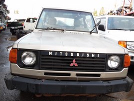 1988 MITSUBISHI MONTERO TAN 2.6L MT 4WD 193888